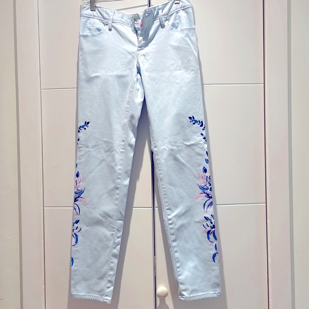 Lilly Pulitzer | Light Blue Painted Floral Pants | Size 4 | Playful & Chic